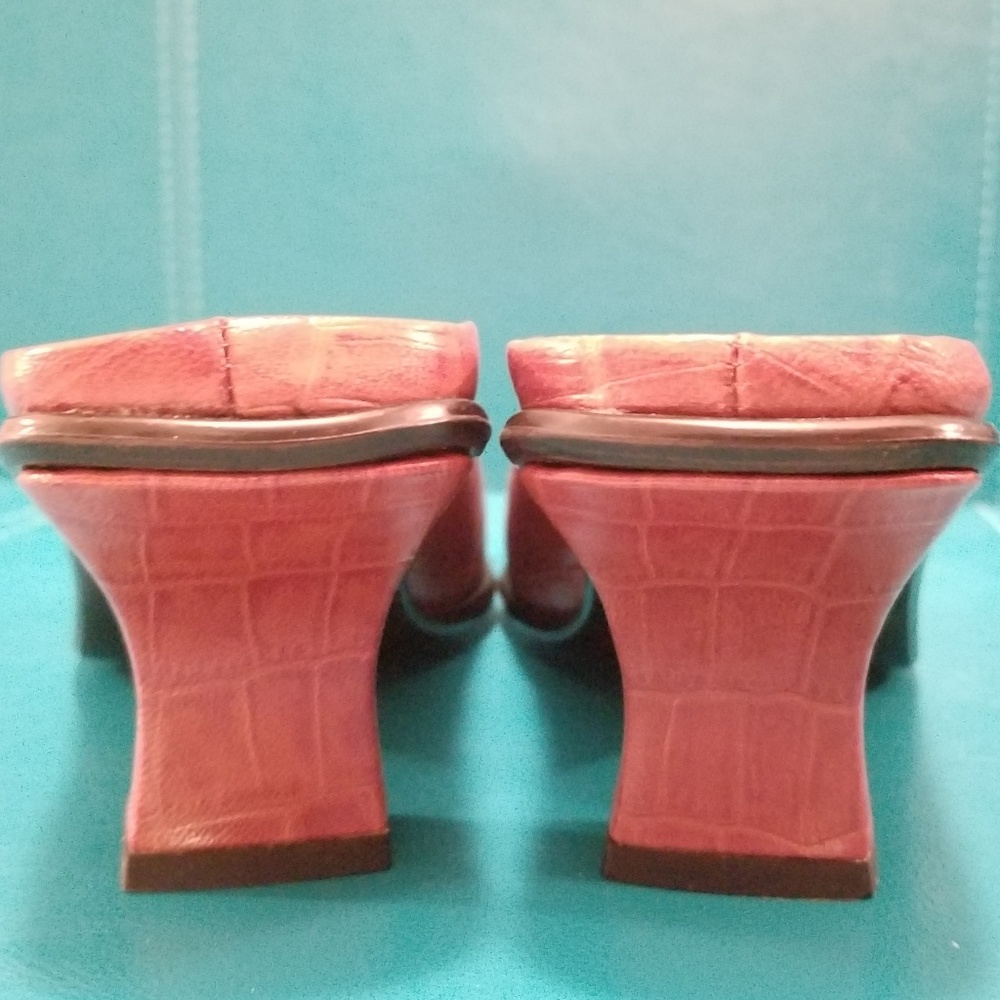 Brown Leather Crocodile Print Heels by Marquise - Picture 2 of 4